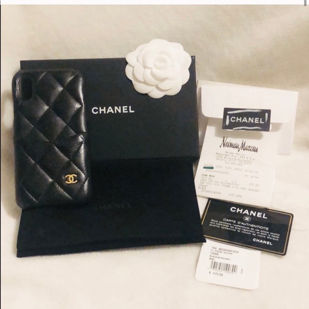 CHANEL iPhone X/XS Caviar Lambskin Leather Case
